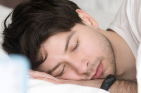 Cálido, cómodo, y reparador: te contamos los secretos para dormir plácidamente en invierno